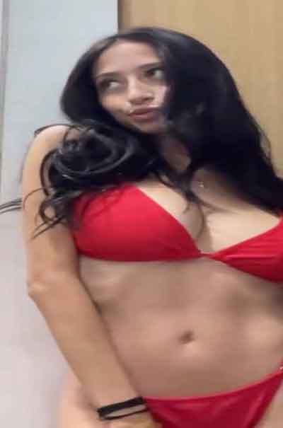 Alina, 21 Jahre